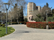 Satılır 2 otaqlı 65 m2 köhnə tikili Gənclik m.