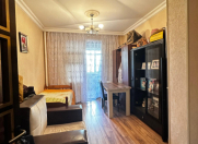 Satılır 5 otaqlı 100 m2 köhnə tikili Əhmədli m.