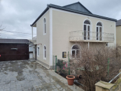 Satılır 7 otaqlı 220 m2 villa Badamdar