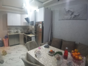 İcarəyə verilir 1 otaqlı 42 m2 yeni tikili Bakıxanov