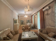 İcarəyə verilir 3 otaqlı 110 m2 köhnə tikili Bayıl