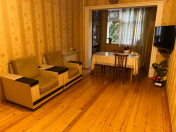 Satılır 3 otaqlı 80 m2 köhnə tikili 7 mkr