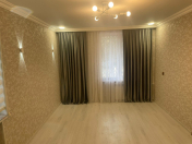 Satılır 1 otaqlı 40 m2 köhnə tikili Azadlıq prospekti m.