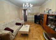 Satılır 3 otaqlı 90 m2 köhnə tikili Memar Əcəmi m.