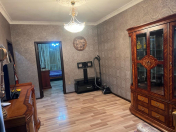 Satılır 2 otaqlı 45 m2 köhnə tikili Gənclik m.