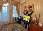 Satılır 4 otaqlı 80 m2 köhnə tikili Sahil m.