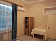 İcarəyə verilir 4 otaqlı 100 m2 köhnə tikili Nizami m.