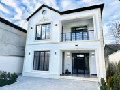Satılır 4 otaqlı 200 m2 həyət evi Buzovna