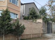 Satılır 9 otaqlı 420 m2 həyət evi Sulutəpə
