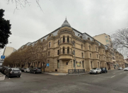 Satılır 3 otaqlı 80 m2 köhnə tikili Koala parkı