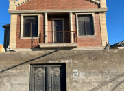 Satılır 4 otaqlı 162 m2 həyət evi Əhmədli