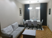 Satılır 3 otaqlı 75 m2 köhnə tikili Elmlər Akademiyası m.