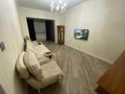 Satılır 4 otaqlı 105 m2 köhnə tikili Heydər Əliyev Mərkəzi