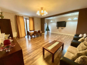 Satılır 7 otaqlı 600 m2 villa Badamdar