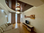 Satılır 3 otaqlı 92 m2 yeni tikili 20 yanvar m.