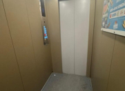 Satılır 4 otaqlı 115 m2 köhnə tikili Gənclik m.