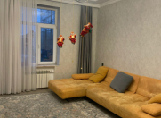 Satılır 3 otaqlı 85 m2 köhnə tikili Yasamal r.