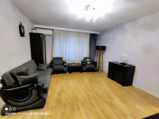 İcarəyə verilir 2 otaqlı 80 m2 köhnə tikili Gənclik m.