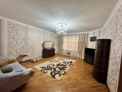 Satılır 3 otaqlı 130 m2 yeni tikili Həzi Aslanov