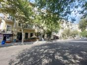 İcarəyə verilir 3 otaqlı 100 m2 ofis 28 May m.