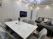 Satılır 3 otaqlı 85 m2 köhnə tikili Həzi Aslanov m.
