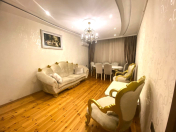 Satılır 4 otaqlı 104 m2 köhnə tikili Yeni Yasamal