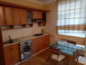 İcarəyə verilir 2 otaqlı 82 m2 yeni tikili Elmlər Akademiyası m.