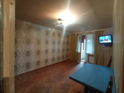 Satılır 2 otaqlı 40 m2 köhnə tikili Neftçilər m.