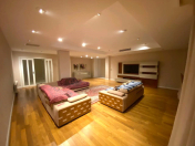 Satılır 5 otaqlı 220 m2 yeni tikili Səbail r.