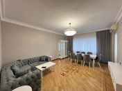 İcarəyə verilir 3 otaqlı 137 m2 yeni tikili Elmlər Akademiyası m.