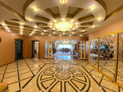 İcarəyə verilir 4 otaqlı 300 m2 yeni tikili 8 Noyabr m.