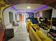 İcarəyə verilir 7 otaqlı 230 m2 obyekt Nizami kinoteatrı