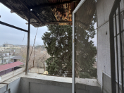Satılır 2 otaqlı 60 m2 köhnə tikili Bakıxanov