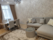 İcarəyə verilir 2 otaqlı 90 m2 yeni tikili Şah İsmayıl Xətai m.