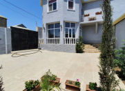 Satılır 8 otaqlı 266 m2 həyət evi Hökməli