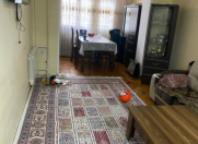 Satılır 3 otaqlı 80 m2 köhnə tikili Xalqlar Dostluğu m.