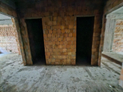 Satılır 3 otaqlı 138 m2 yeni tikili Avtovağzal m.