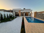 Satılır 4 otaqlı 200 m2 bağ evi Mərdəkan