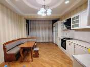 Satılır 4 otaqlı 175 m2 yeni tikili Nəriman Nərimanov m.