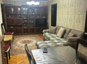 Satılır 2 otaqlı 65 m2 köhnə tikili Gənclik m.