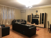 Satılır 3 otaqlı 140 m2 yeni tikili Nizami m.