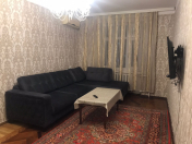 Satılır 3 otaqlı 78 m2 köhnə tikili Həzi Aslanov m.