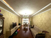 Satılır 3 otaqlı 90 m2 köhnə tikili Bakıxanov