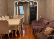 İcarəyə verilir 4 otaqlı 100 m2 köhnə tikili Gənclik m.