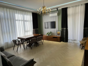 İcarəyə verilir 3 otaqlı 150 m2 yeni tikili Şah İsmayıl Xətai m.