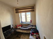 Satılır 3 otaqlı 50 m2 köhnə tikili Qara Qarayev m.