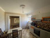 Satılır 4 otaqlı 140 m2 həyət evi Saray