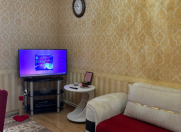 Satılır 3 otaqlı 70 m2 köhnə tikili Heydər Məscidi