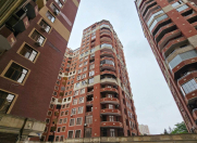 İcarəyə verilir 3 otaqlı 178 m2 yeni tikili Zabitlər parkı