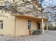 İcarəyə verilir 4 otaqlı 200 m2 həyət evi Binə